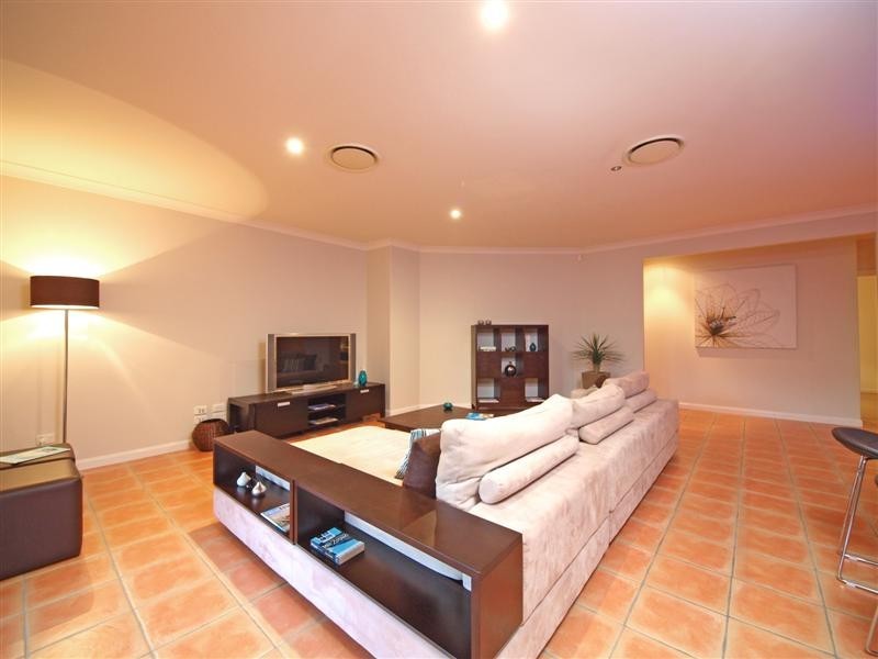 44 Country Club Dr, Albany Creek QLD 4035