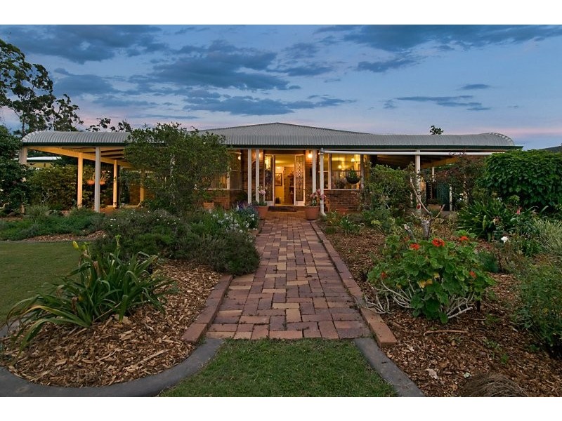 22 Tosca Street, Cashmere QLD 4500