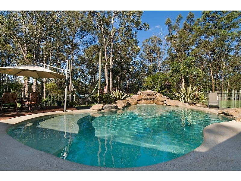 15 Telopia Court, Cashmere QLD 4500