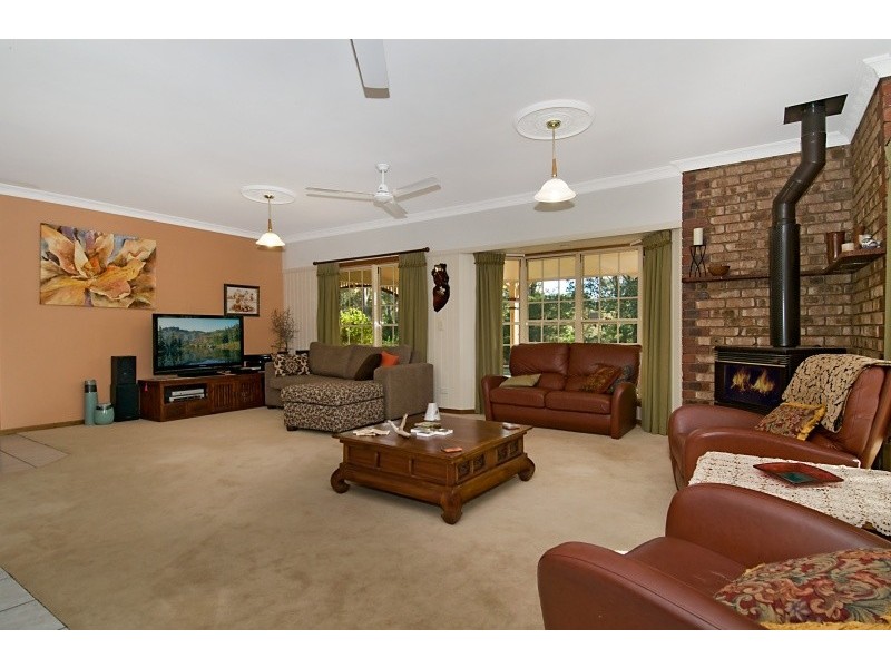 15 Telopia Court, Cashmere QLD 4500