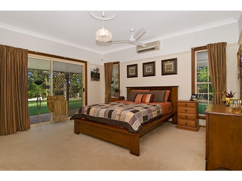 15 Telopia Court, Cashmere QLD 4500