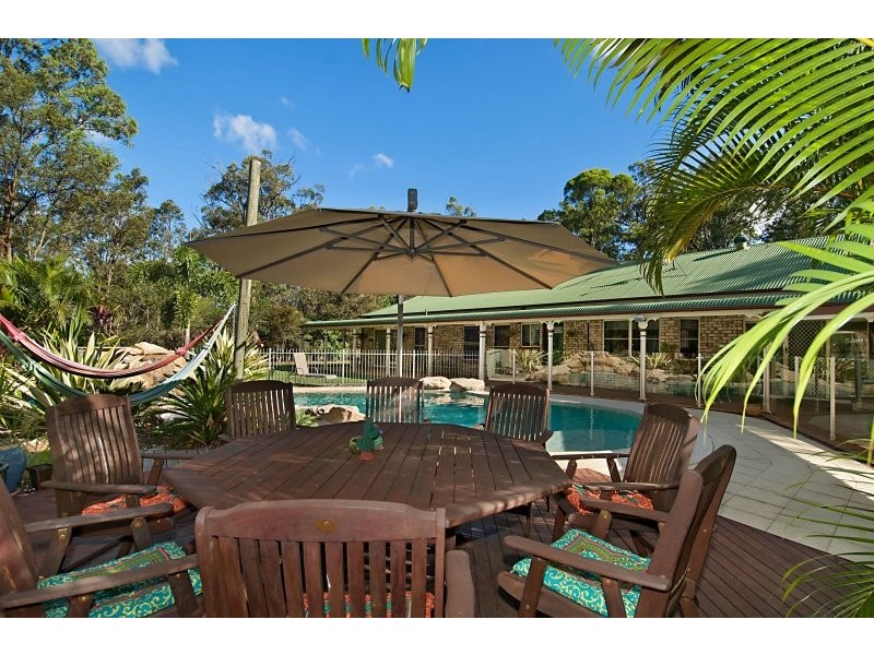 15 Telopia Court, Cashmere QLD 4500