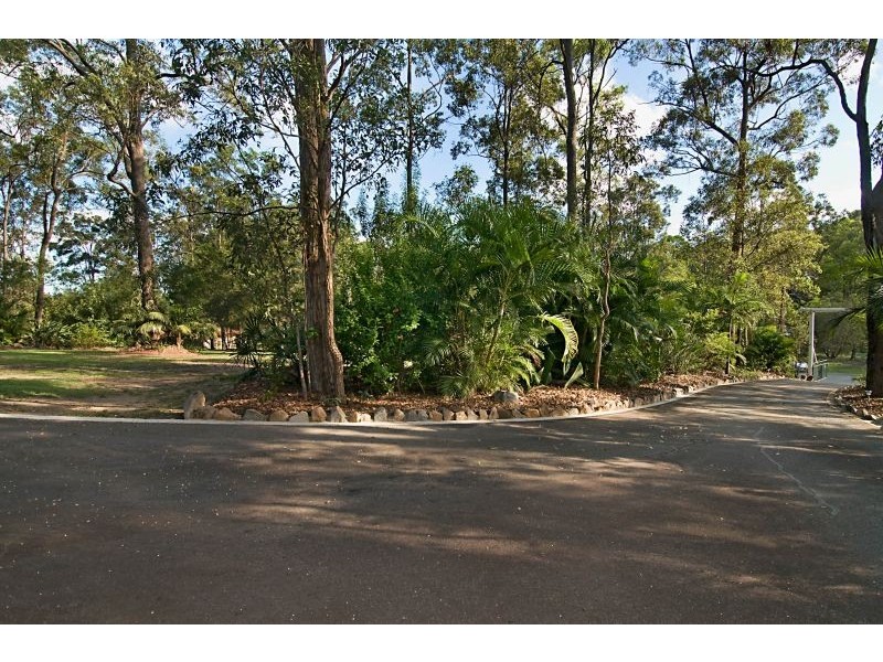 15 Telopia Court, Cashmere QLD 4500