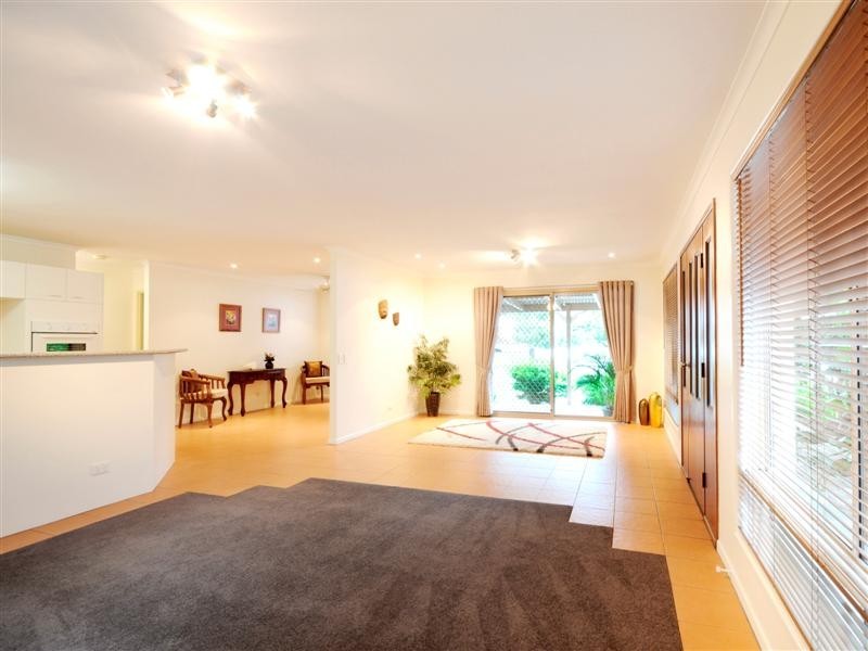 8 Wren Crescent, Buderim QLD 4556