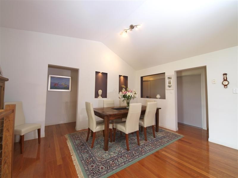 27 BRIGADOON CRESCENT, Eatons Hill QLD 4037