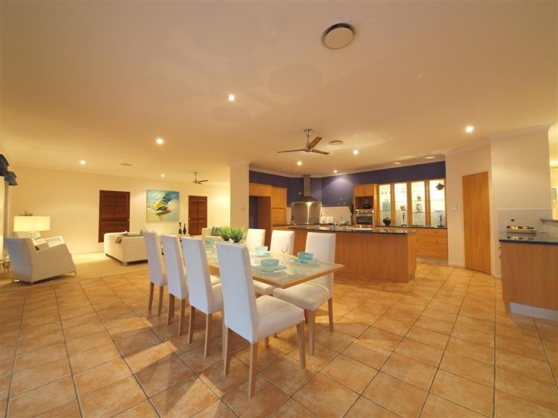 21 Moogerah Court, Albany Creek QLD 4035