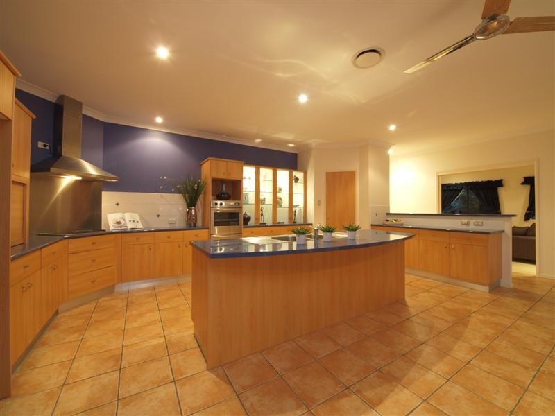 21 Moogerah Court, Albany Creek QLD 4035