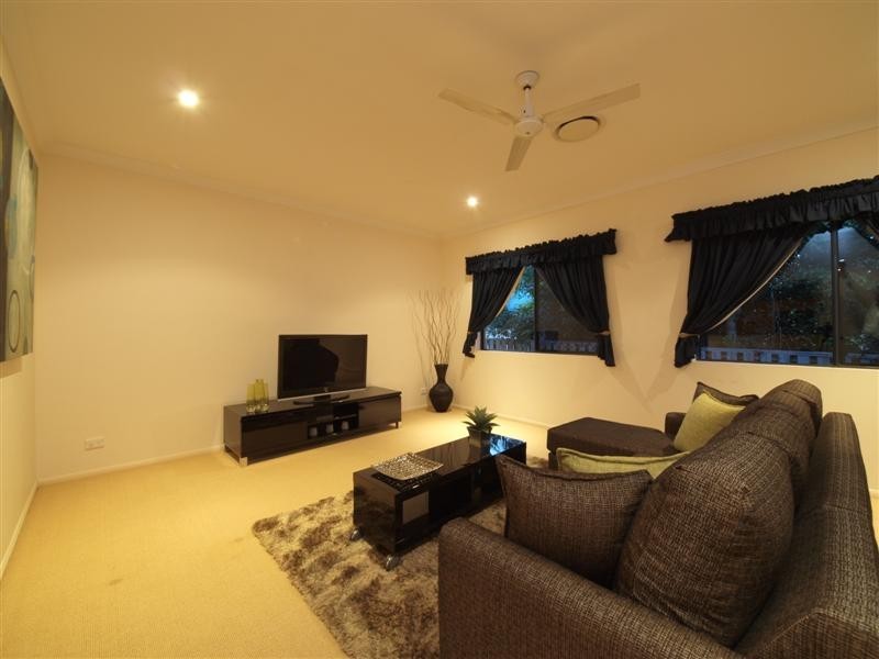 21 Moogerah Court, Albany Creek QLD 4035