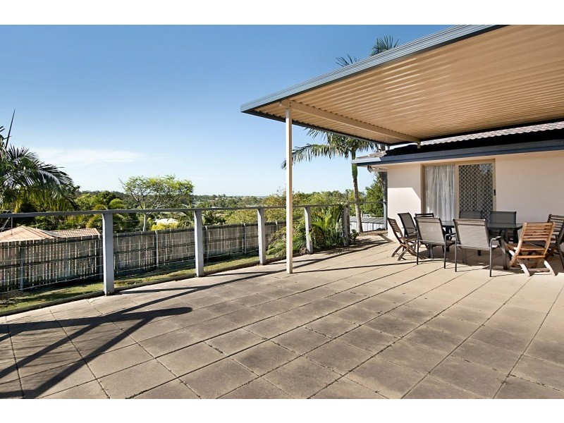 24 Jinker Track, Albany Creek QLD 4035