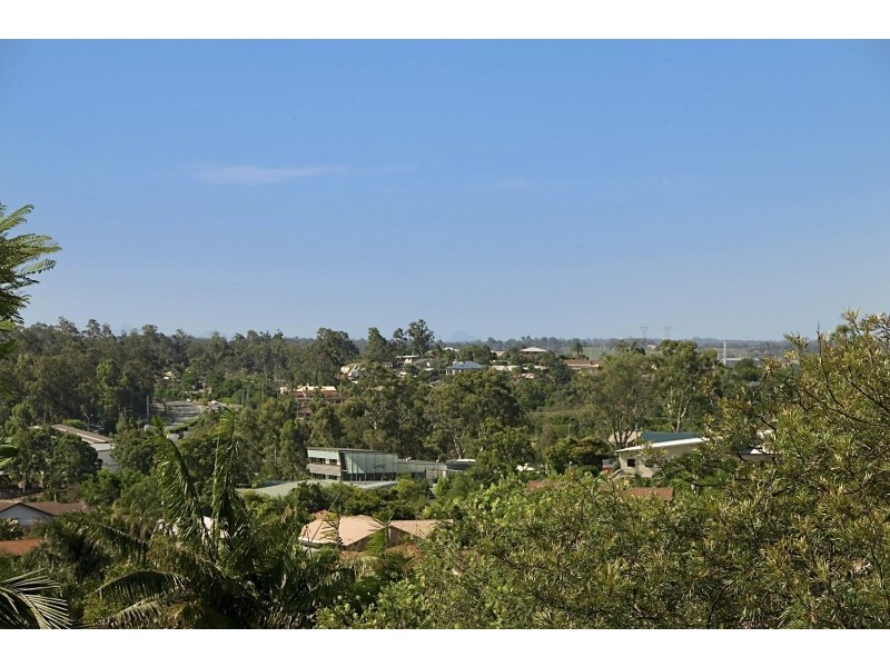 24 Jinker Track, Albany Creek QLD 4035