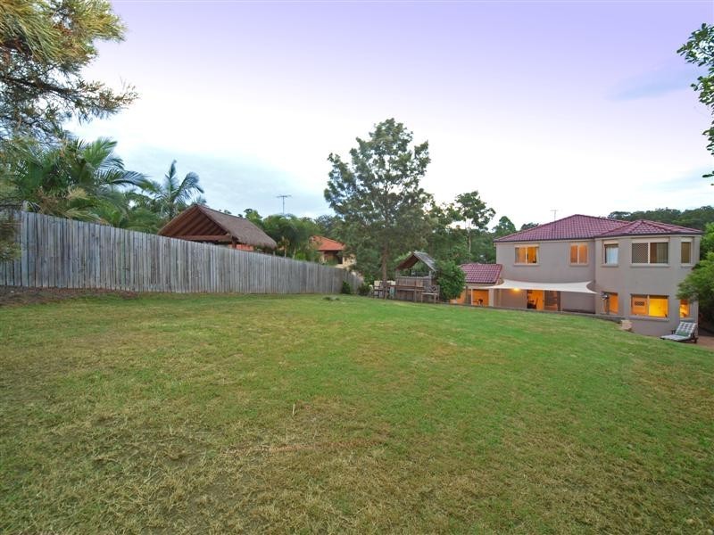 33 Cowrie Parade, Albany Creek QLD 4035