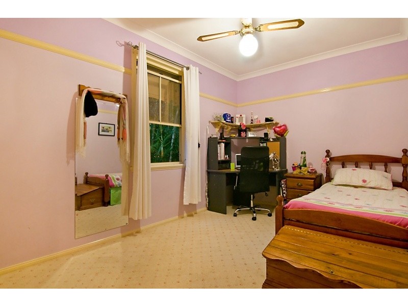 74 Saraband Drive, Eatons Hill QLD 4037