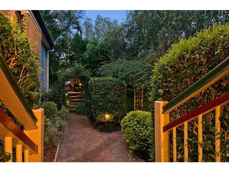 74 Saraband Drive, Eatons Hill QLD 4037