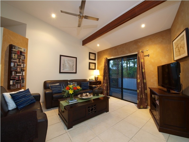 10 Pheasant Court, Cashmere QLD 4500