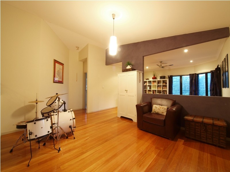 10 Pheasant Court, Cashmere QLD 4500