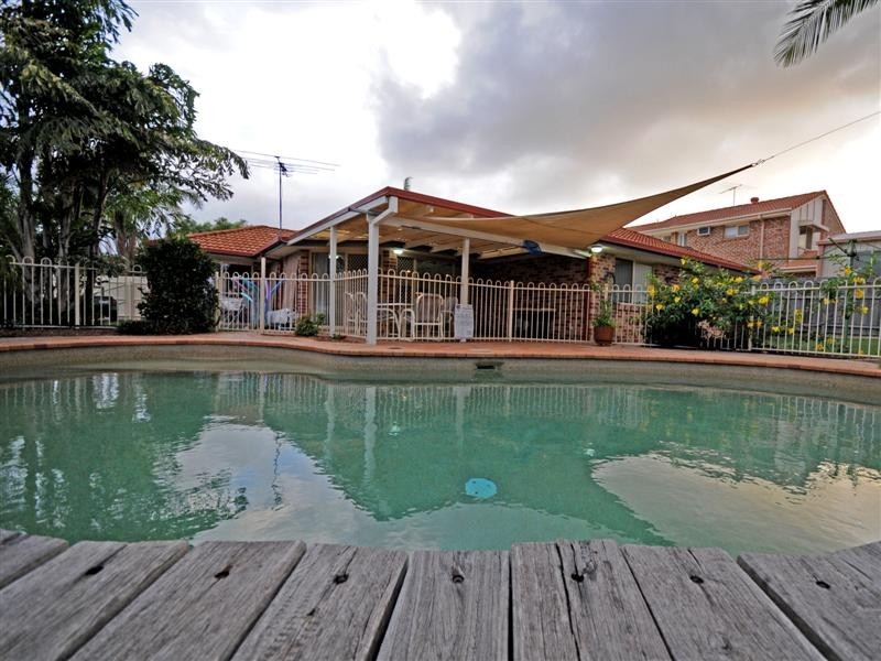 88 Oxford Crescent, Bridgeman Downs QLD 4035