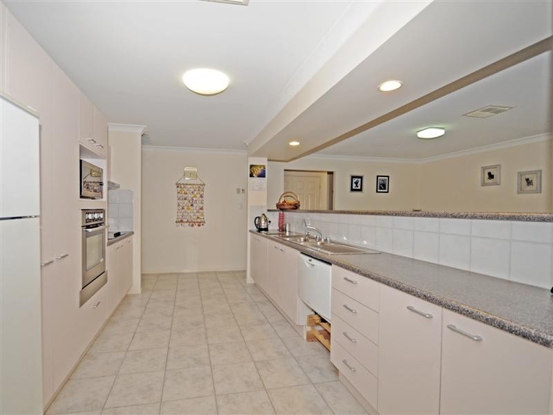 88 Oxford Crescent, Bridgeman Downs QLD 4035