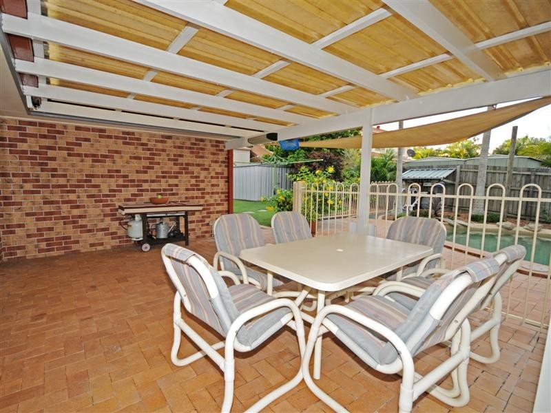 88 Oxford Crescent, Bridgeman Downs QLD 4035