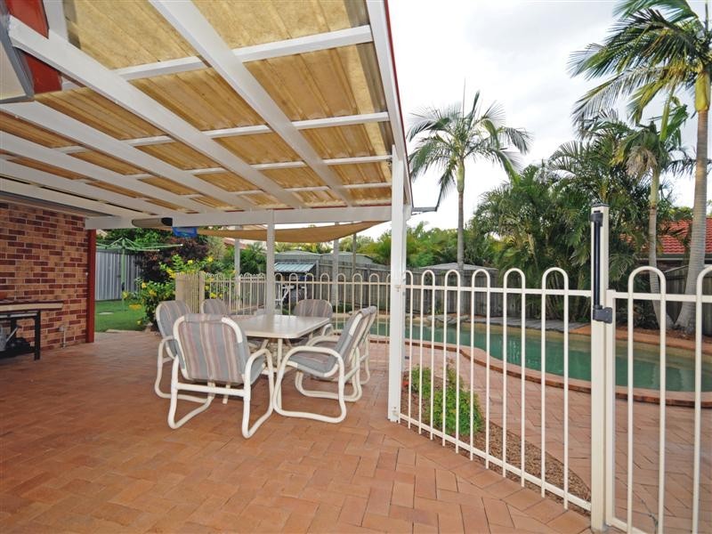 88 Oxford Crescent, Bridgeman Downs QLD 4035