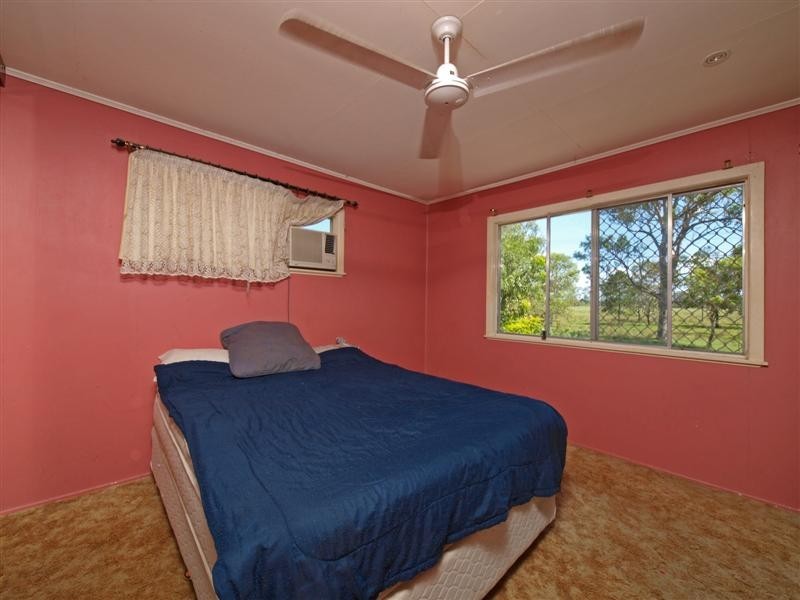 67 Grahams Road, Strathpine QLD 4500