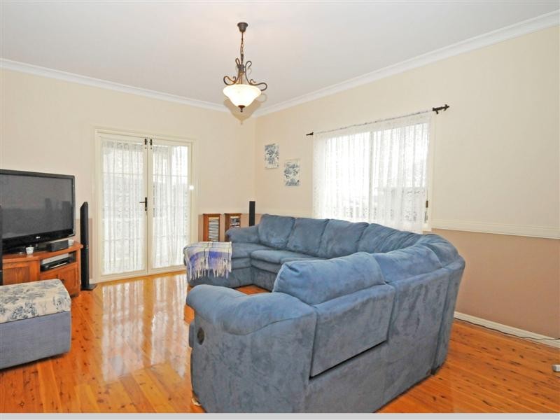 16 Talisman Court, Eatons Hill QLD 4037