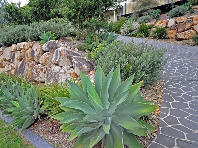 16 Talisman Court, Eatons Hill QLD 4037