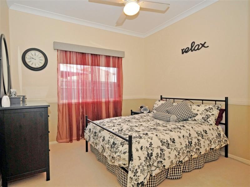 16 Talisman Court, Eatons Hill QLD 4037