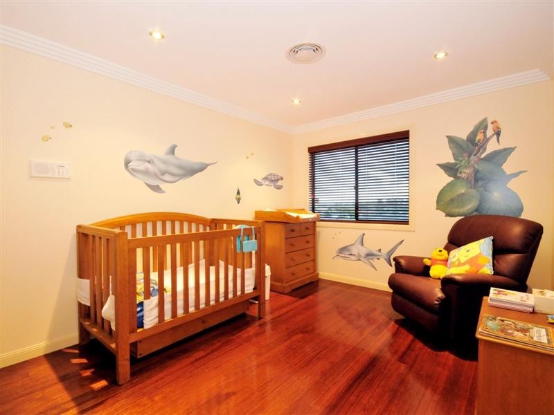 12 Bettina Court, Eatons Hill QLD 4037