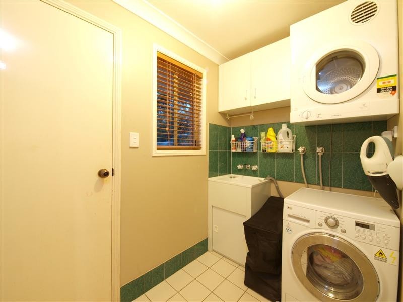 29 Queen Elizabeth Drive, Eatons Hill QLD 4037