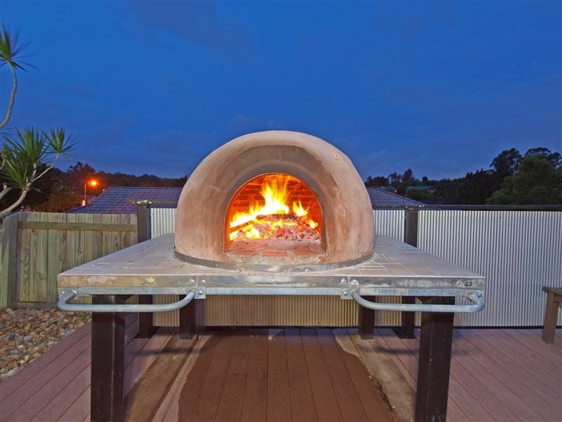 29 Queen Elizabeth Drive, Eatons Hill QLD 4037