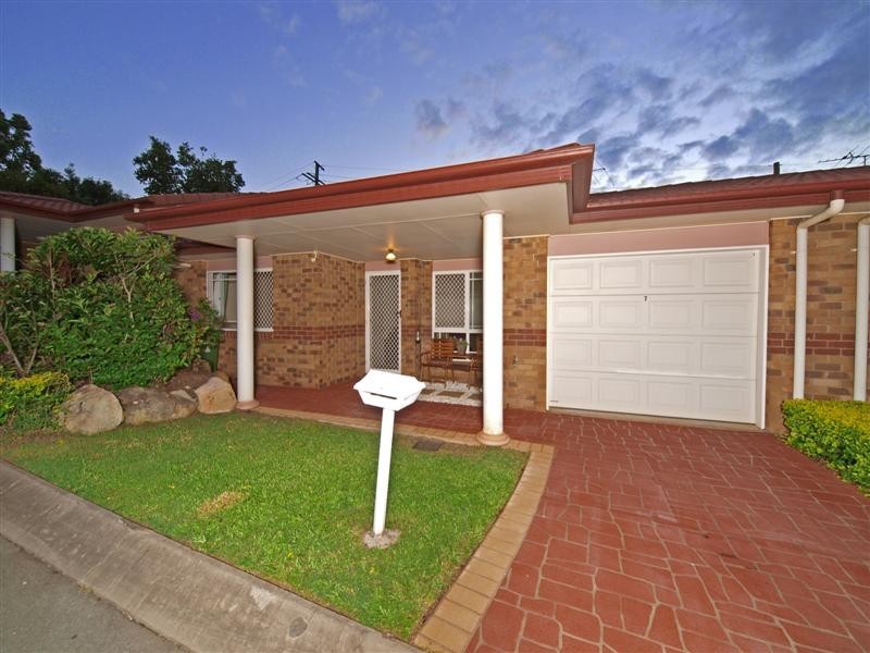 7 Circa Cres, Albany Creek QLD 4035