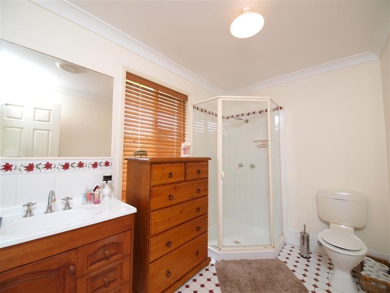 37 Boondooma Circuit, Albany Creek QLD 4035