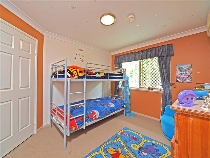 37 Boondooma Circuit, Albany Creek QLD 4035