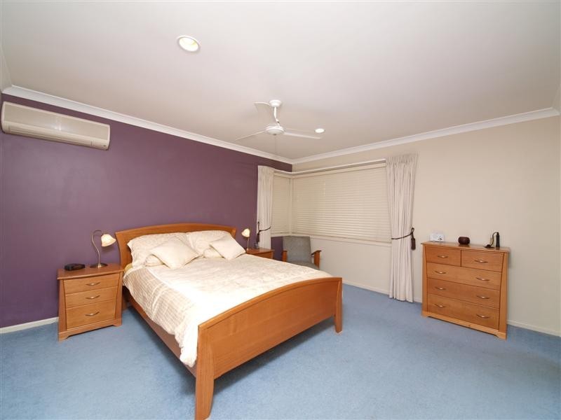 30 Silvereye Crescent, Albany Creek QLD 4035