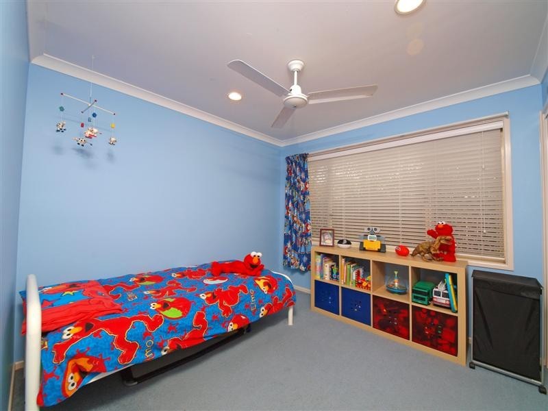 30 Silvereye Crescent, Albany Creek QLD 4035