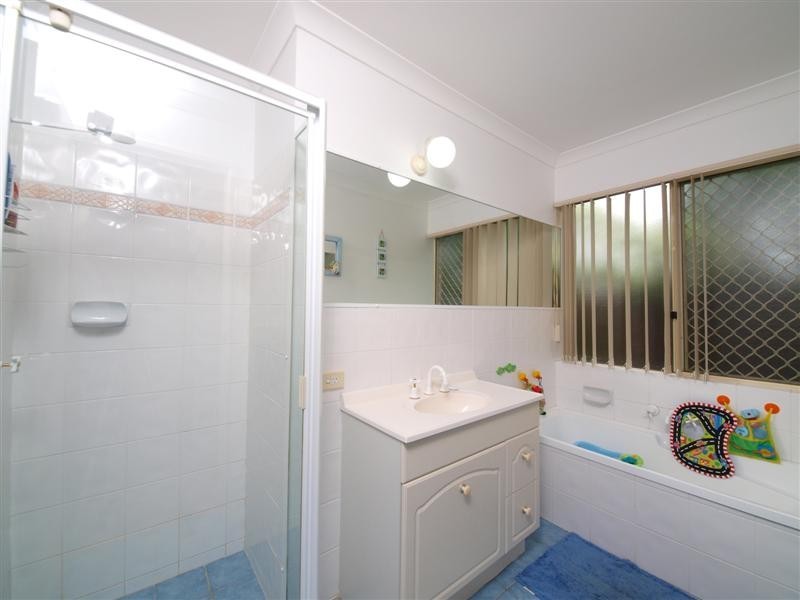 30 Silvereye Crescent, Albany Creek QLD 4035