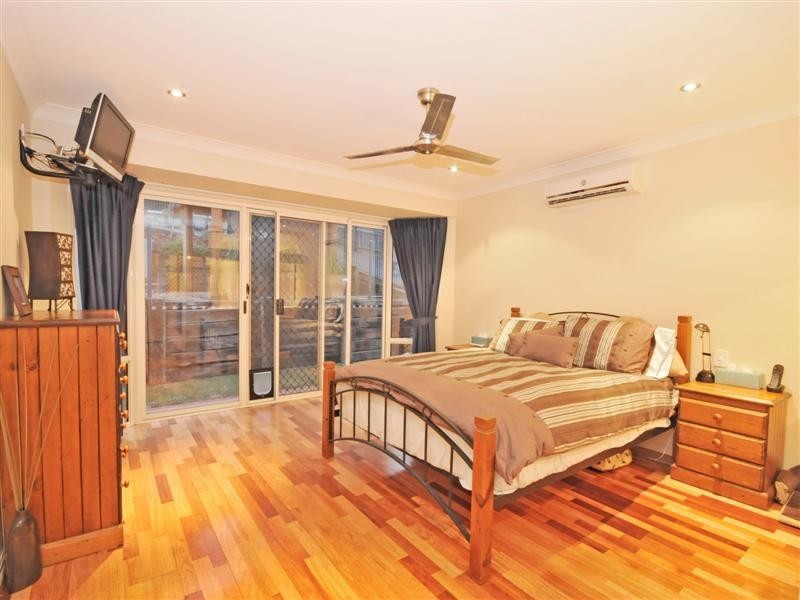 3 Foambark Court, Eatons Hill QLD 4037