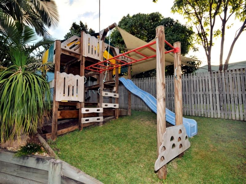 62 Oxford Crescent, Bridgeman Downs QLD 4035