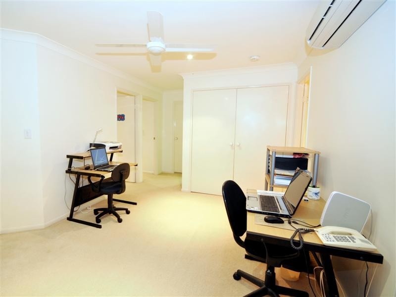 62 Oxford Crescent, Bridgeman Downs QLD 4035