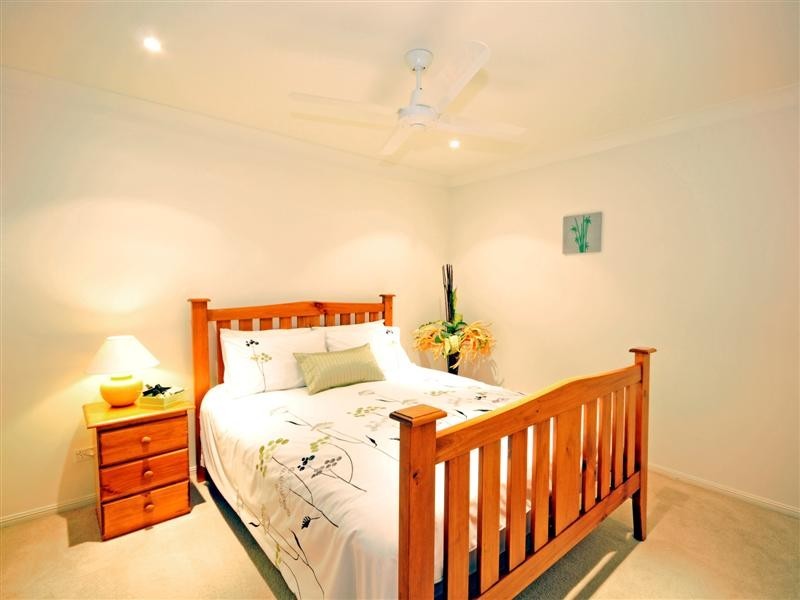 62 Oxford Crescent, Bridgeman Downs QLD 4035