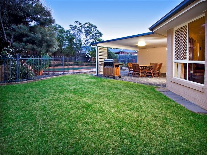 3 Sonoma Court, Cashmere QLD 4500