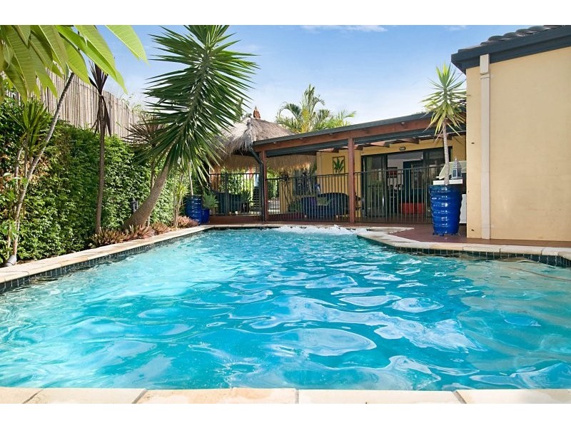 7 Osira Cl, Eatons Hill QLD 4037