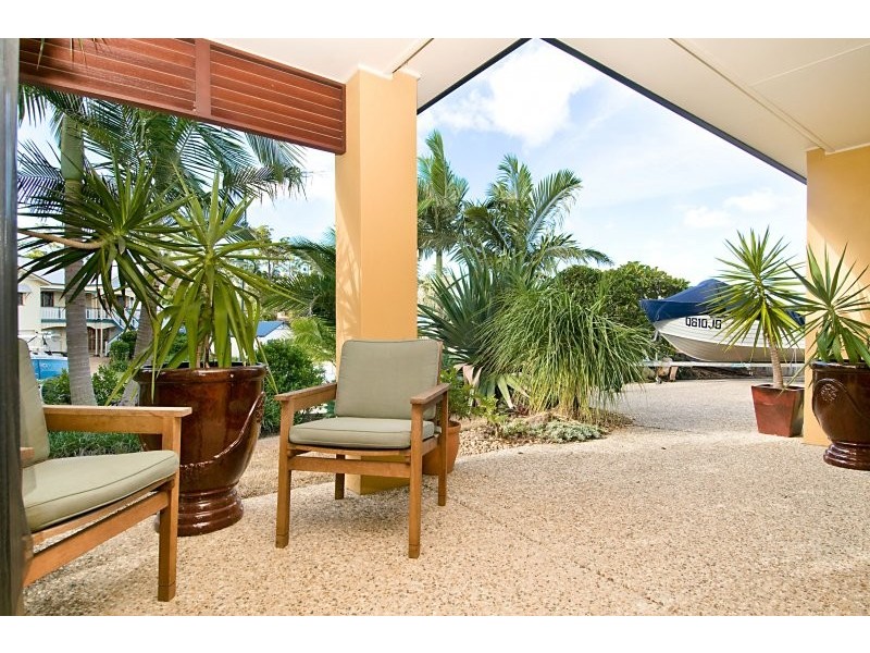 7 Osira Cl, Eatons Hill QLD 4037