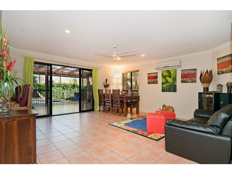 7 Osira Cl, Eatons Hill QLD 4037
