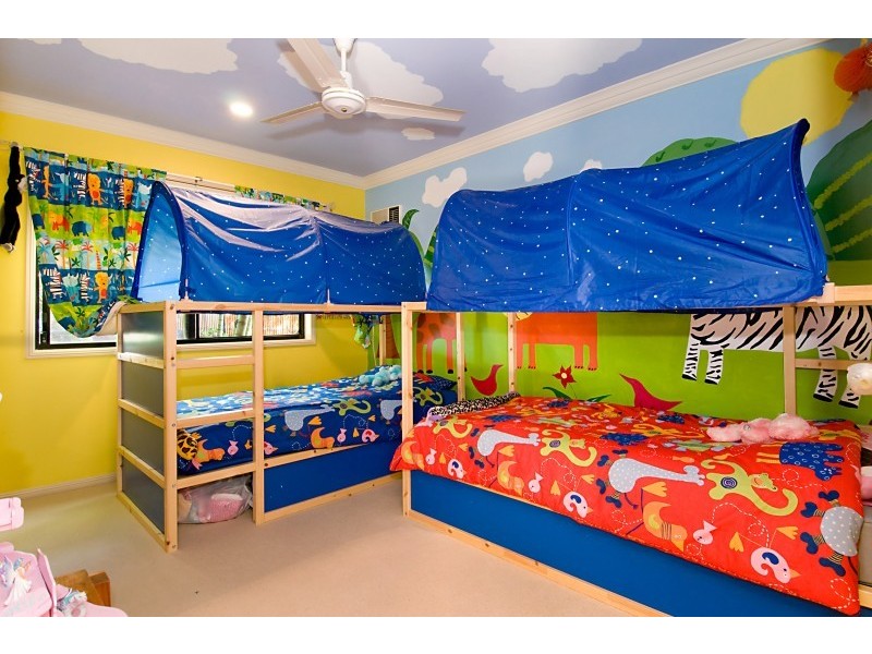 7 Osira Cl, Eatons Hill QLD 4037