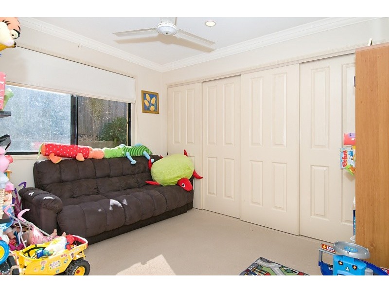 7 Osira Cl, Eatons Hill QLD 4037