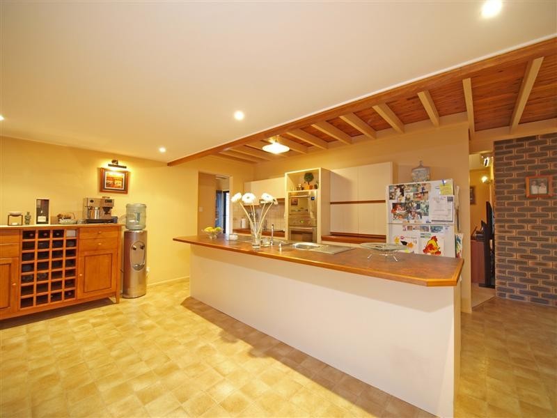 33 TANAGER STREET, Albany Creek QLD 4035