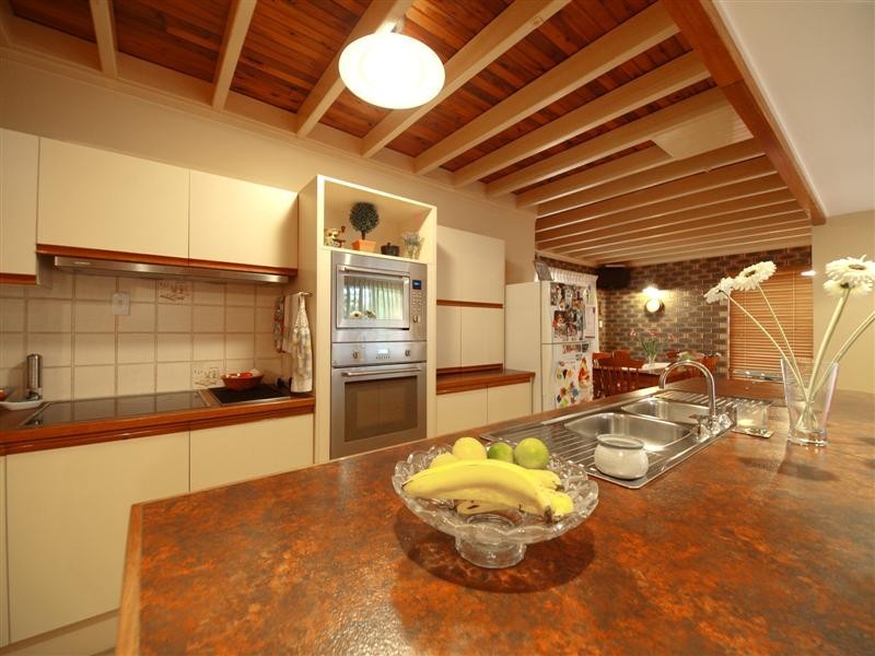 33 TANAGER STREET, Albany Creek QLD 4035