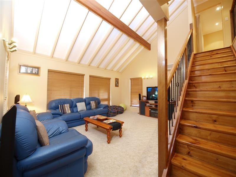 33 TANAGER STREET, Albany Creek QLD 4035