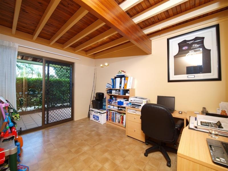 33 TANAGER STREET, Albany Creek QLD 4035